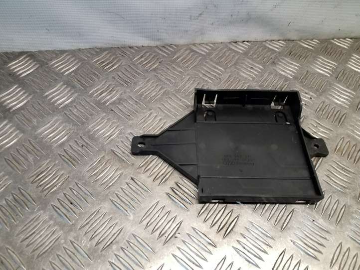 Audi Q5 (2008 - 2012)  8R0907371 Другая деталь салона