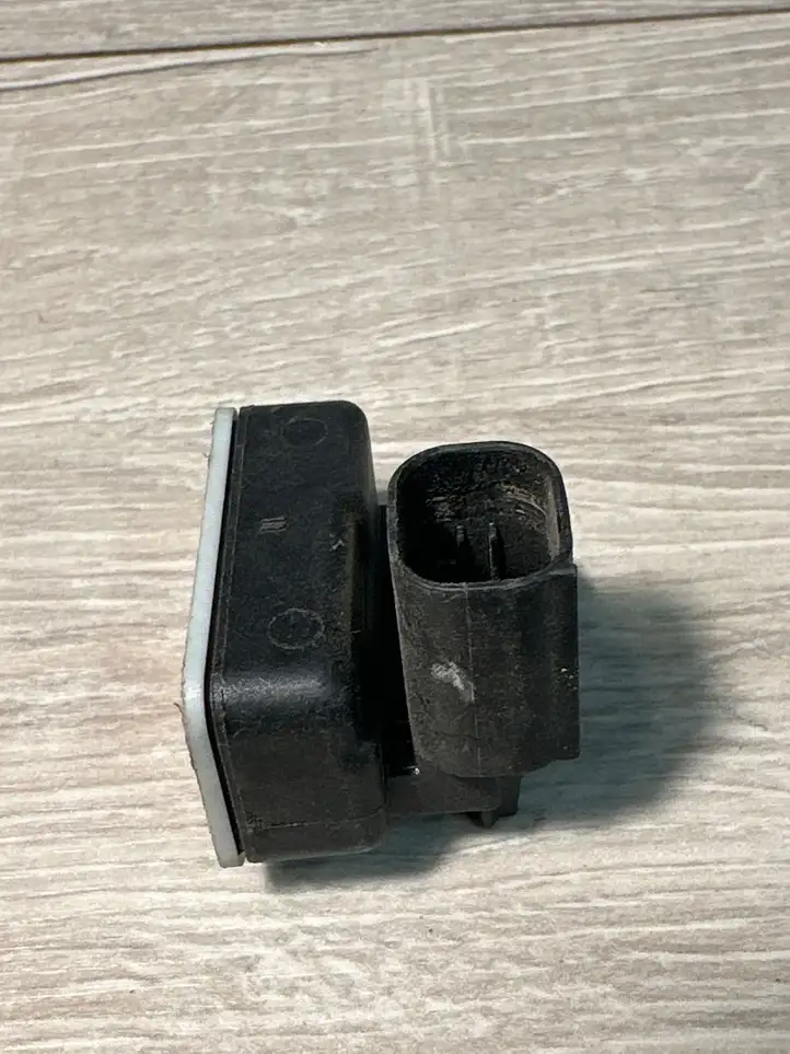 Mercedes-Benz (1998 - 2006) A0009057600 Датчик удара SRS — фото 1
