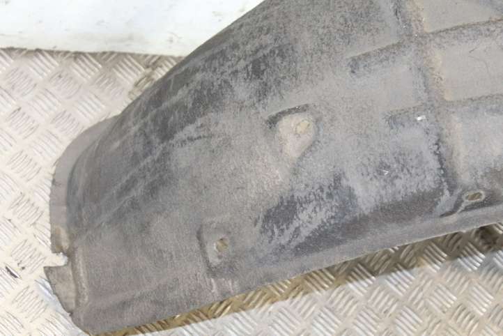 Audi A4 (2007 - 2011)   Задний подкрылок