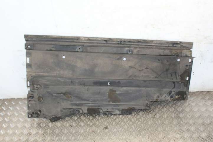 Audi A4 (2007 - 2011)  8K0825207B Боковая нижняя защита