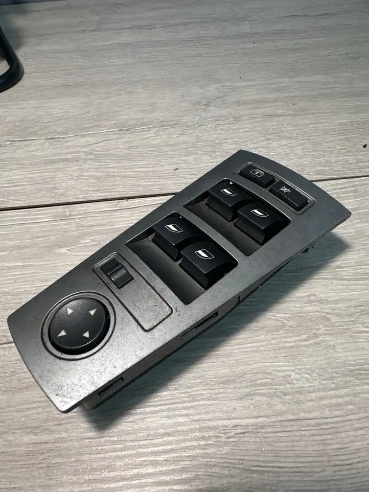 BMW 7 E65 E66 (2001 - 2008) E0200383 Кнопка стеклоподъемников — фото 1