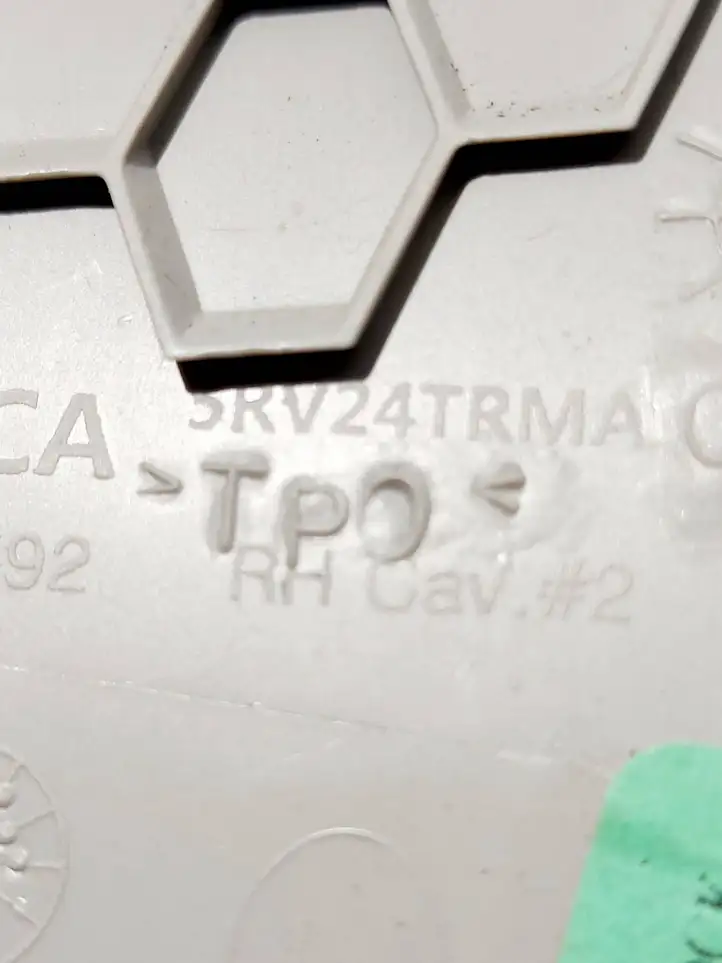 Chrysler Pacifica (2016 - ) 5RV24TRMA Обшивка стойки A — фото 2