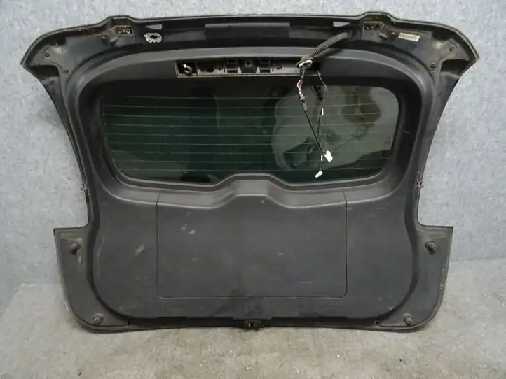 Mazda 5 (2005 - 2010) Крышка багажника — фото 7