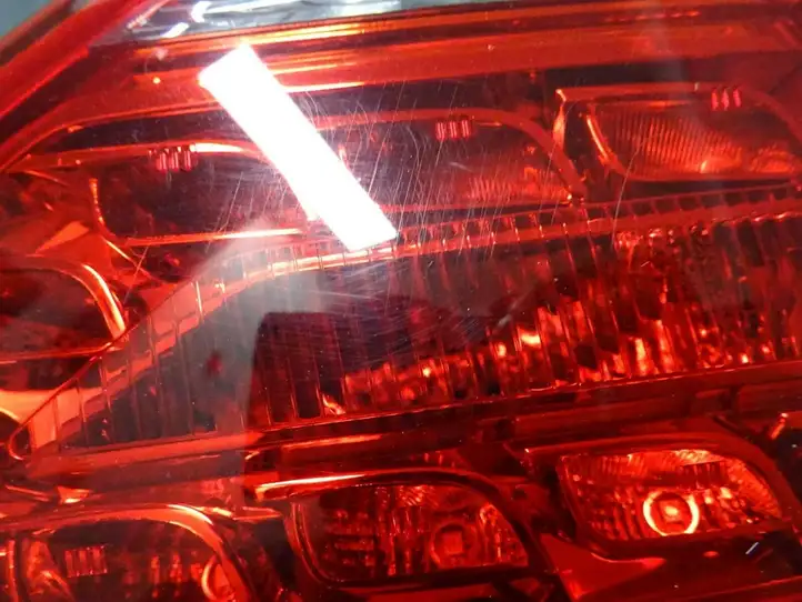 Audi A5 8T 8F (2011 - 2016) 8T0945093B Задний фонарь в крышке багажника — фото 10