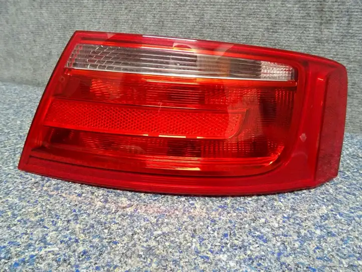 Audi A5 8T 8F (2011 - 2016) 8T8945096 Задний фонарь в кузове — фото 1