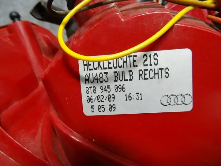 Audi A5 8T 8F (2011 - 2016) 8T8945096 Задний фонарь в кузове — фото 4