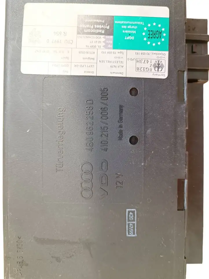 Audi A6 S6 C5 4B (2001 - 2004) 4B0962258D Модуль комфорта — фото 2
