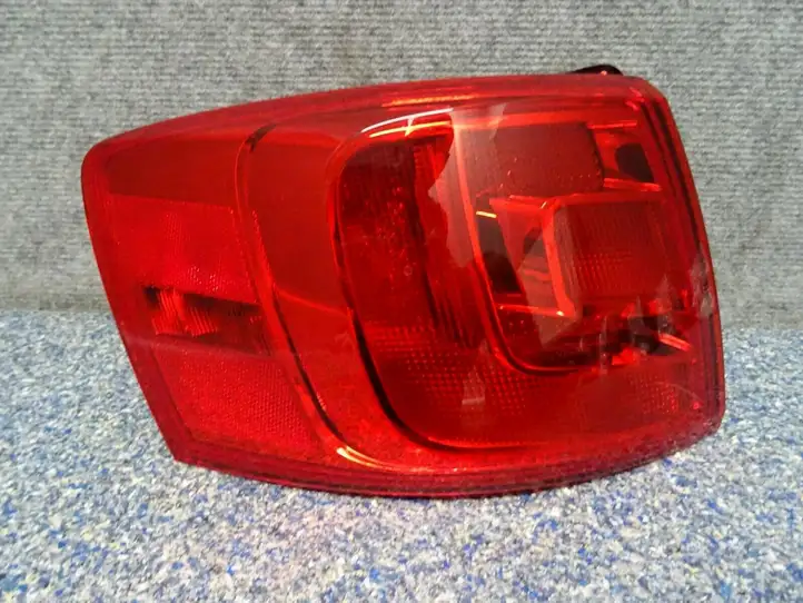 Volkswagen Jetta VI (2011 - 2018) 5C6945095 Задний фонарь в кузове — фото 1