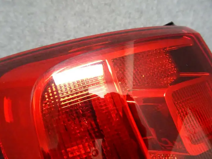 Volkswagen Jetta VI (2011 - 2018) 5C6945095B Задний фонарь в кузове — фото 11