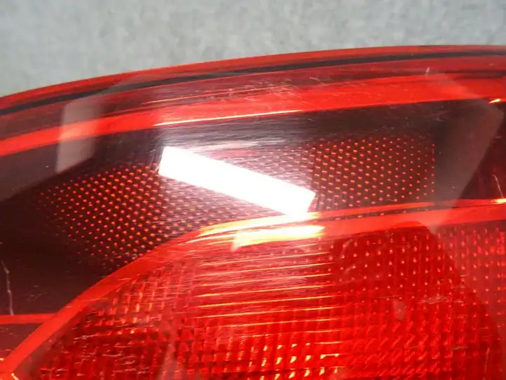 Volkswagen Jetta VI (2011 - 2018) 5C6945094B Задний фонарь в крышке багажника — фото 12