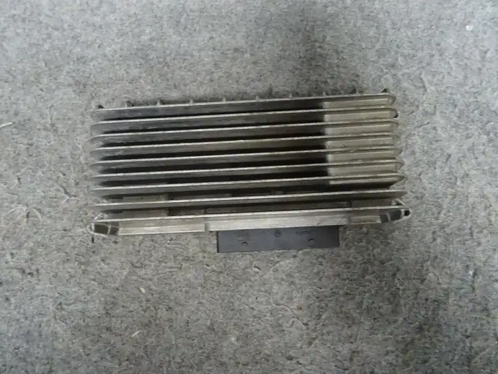 Audi A5 8T 8F (2011 - 2016) 8T0035223 Усилитель звука — фото 4