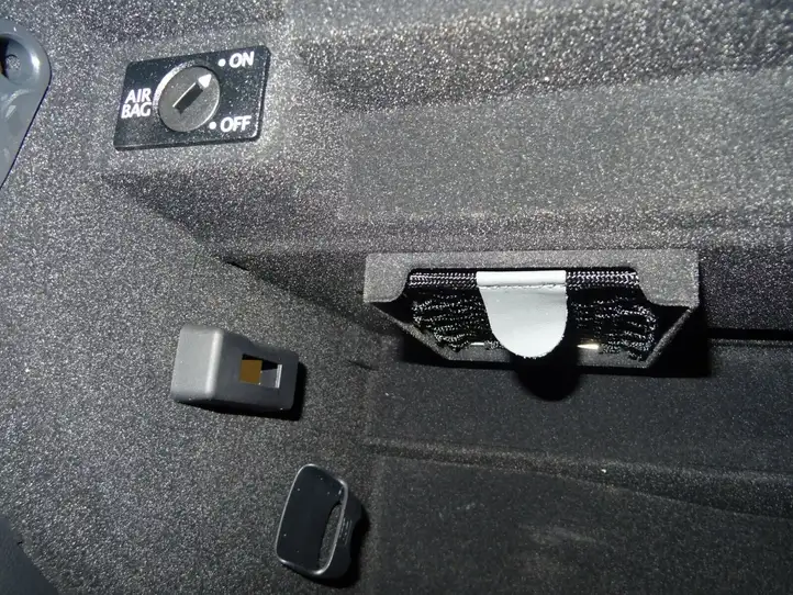Audi A5 8T 8F (2011 - 2016) 8K2857035 Бардачок в сборе — фото 6