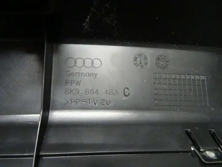 Audi A4 S4 B8 8K (2011 - 2015) 8K9864483C Отделка порога багажника — фото 7