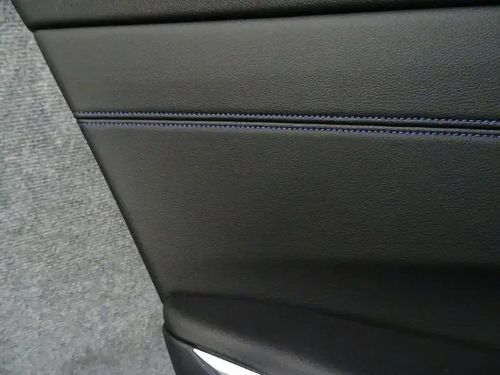 BMW 3 G20 G21 (2019 - ) Обшивка задней двери — фото 2