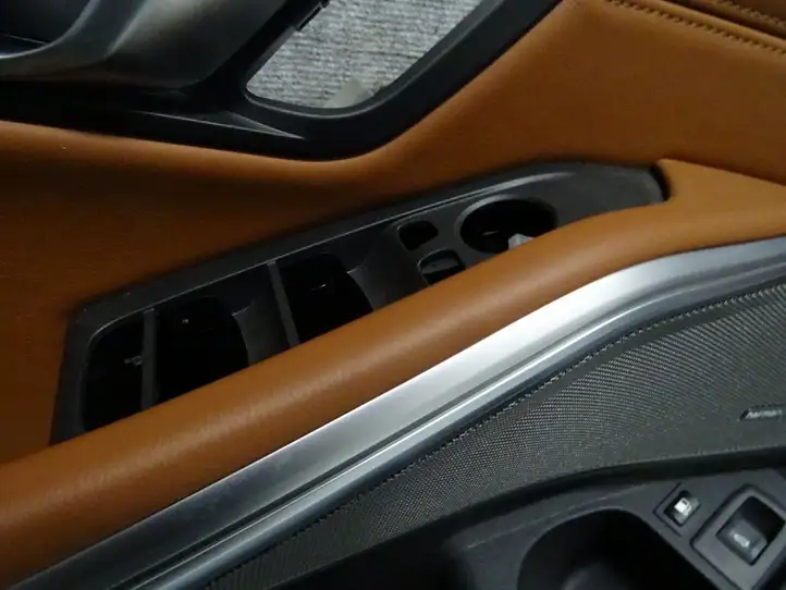 BMW 3 G20 G21 (2019 - ) Обшивка передней двери — фото 7