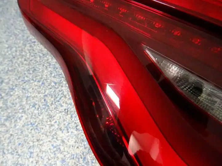 BMW X3 G01 (2018 - 2024) 7408746 Задний фонарь в крышке багажника — фото 10