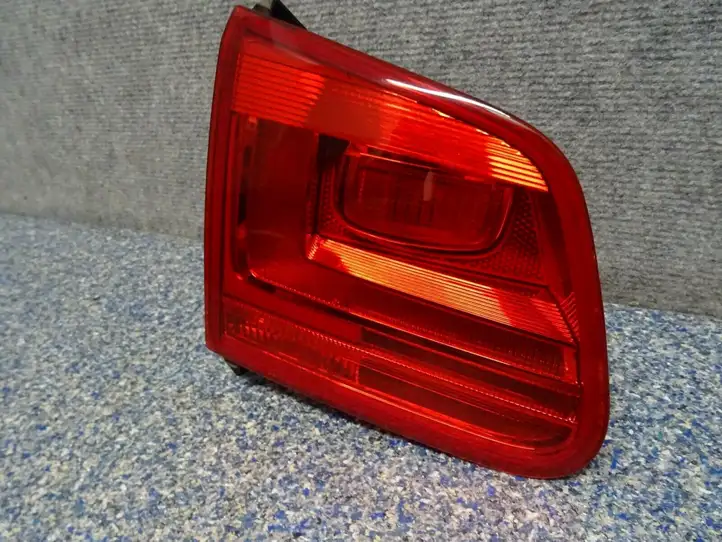 Volkswagen Tiguan (2011 - 2016) 5N0945093J Задний фонарь в крышке багажника — фото 6