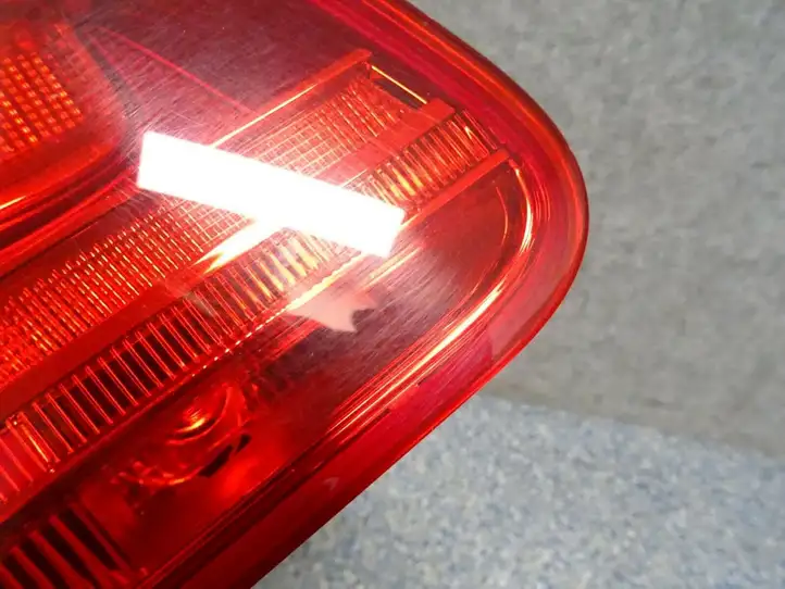 Volkswagen Tiguan (2011 - 2016) 5N0945093J Задний фонарь в крышке багажника — фото 10