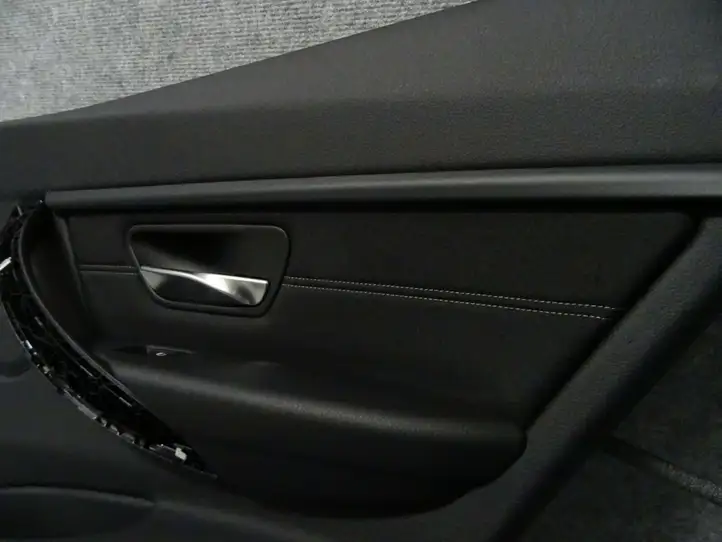 BMW 3 F30 F35 F31 (2012 - 2018) 2083450 Обшивка задней двери — фото 2