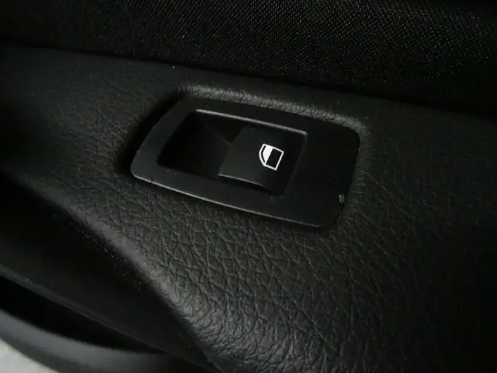 BMW 3 F30 F35 F31 (2012 - 2018) 2083450 Обшивка задней двери — фото 5