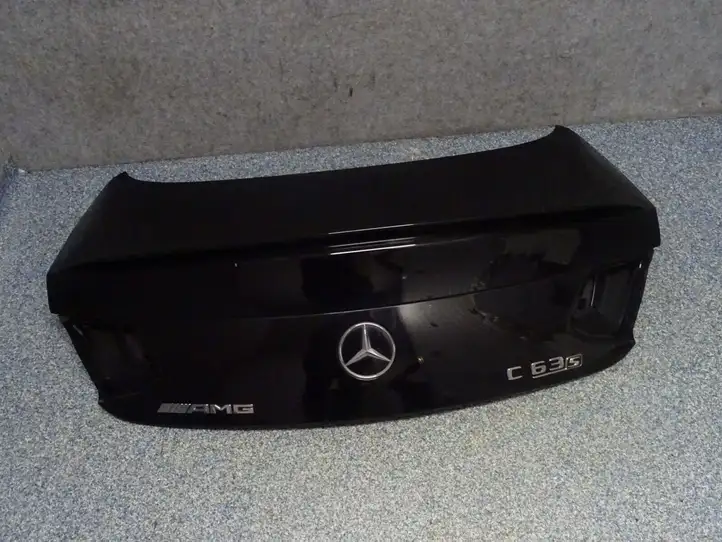Mercedes-Benz C W205 (2014 - 2021) Крышка багажника — фото 1