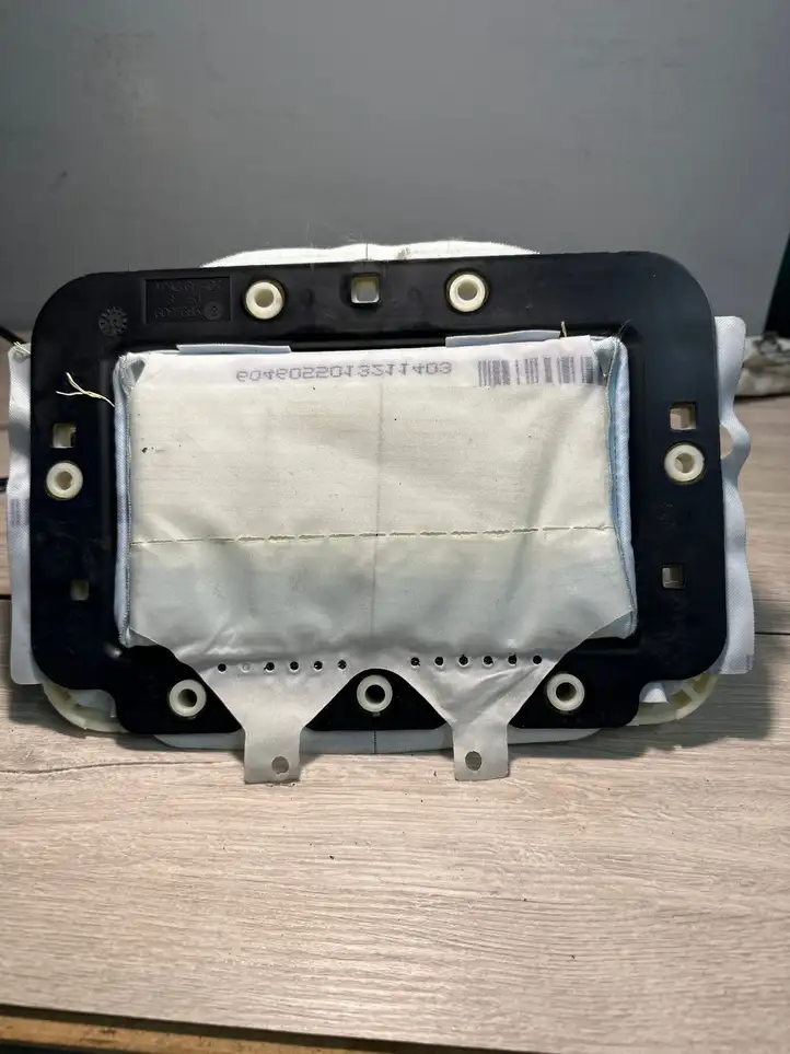 Renault Scenic III - Grand scenic III (2009 - 2016) 985258381R Подушка безопасности пассажира — фото 3