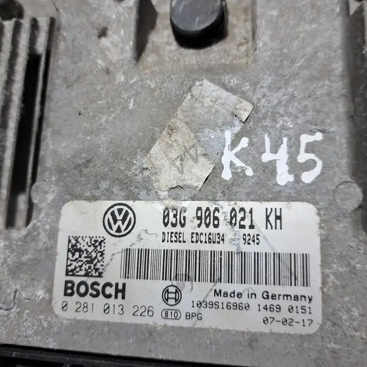 Volkswagen Jetta V (2005 - 2010) 03G906021KH Блок управления двигателем (ЭБУ) — фото 2