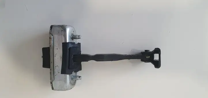 Toyota Land Cruiser (J120) (2002 - 2009) Ограничитель задней двери — фото 1