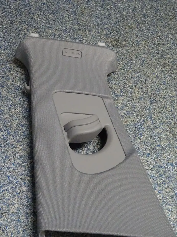 Audi A4 S4 B9 (2015 - 2019) 8W0867243E Верхняя обшивка стойки B — фото 4