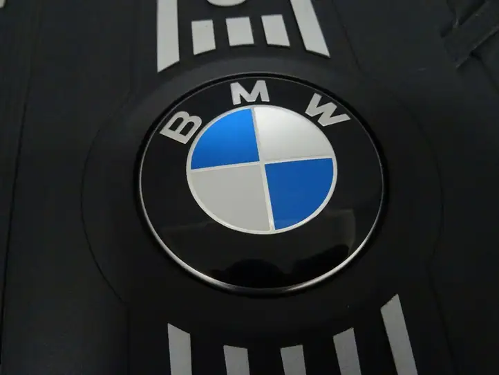 BMW 1 F20 F21 (2011 - 2019) 7810800 Крышка двигателя декоративная — фото 9