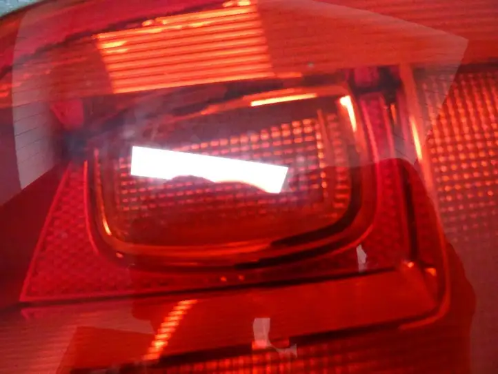 Volkswagen Tiguan (2011 - 2016) 5N0945094G Задний фонарь в крышке багажника — фото 10