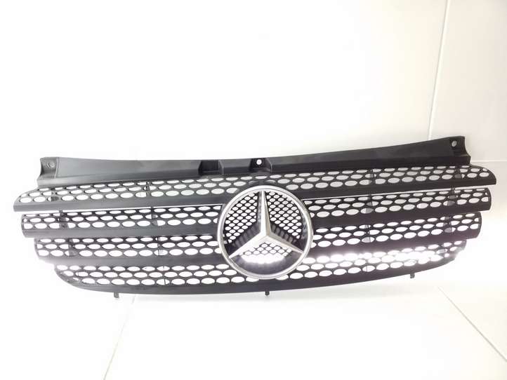 Mercedes-Benz Vito Viano W639 (2010 - 2015)  A6398800185 Верхняя решётка