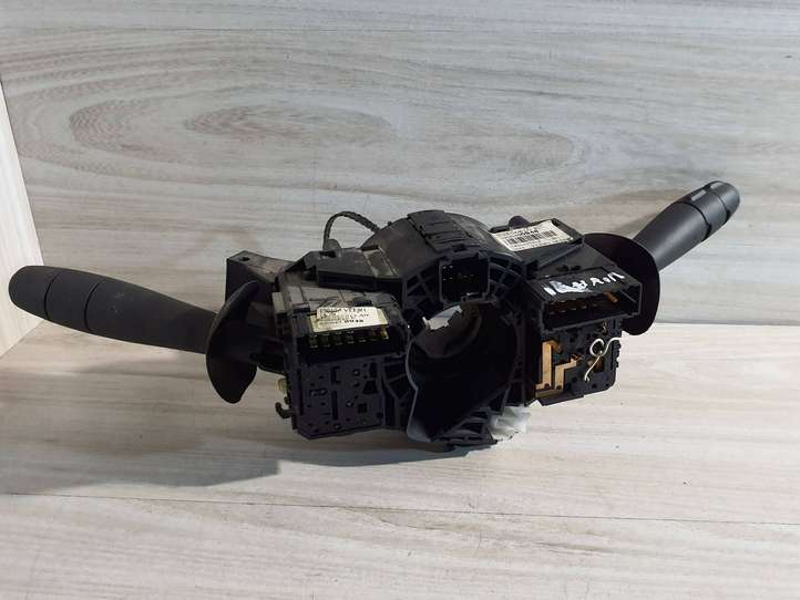Opel Vivaro (2001 - 2006)  8200490948 Комплект ручек