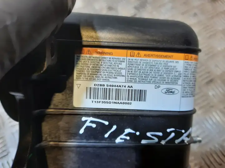 Ford Fiesta (2013 - 2017) D2BB54044A74AA Подушка безопасности пассажира — фото 2