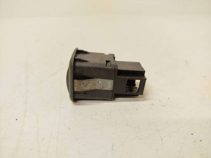 Skoda Roomster (2010 - 2015)  5J0927127 Кнопка сброса давления в шинах