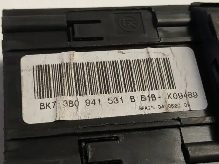 Skoda Octavia Mk1 (1U) (1996 - 2004) 3B0941531B Включатель фонарей — фото 3