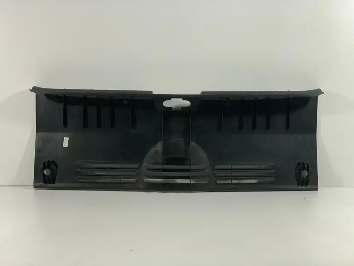 Seat Leon (1P) (2005 - 2012) 1P0863459B Отделка порога багажника — фото 2