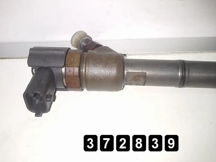 Hyundai i30 (2007 - 2012) 1600 CRDI 0445110256 BOSCH 66KW # Форсунка — фото 3