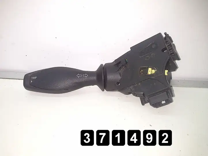 Ford Fiesta (2013 - 2017) 8A6T13335BC Другие включатели / ручки/ переключатели — фото 1