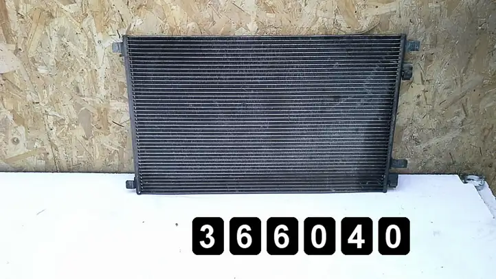 Renault Megane II (2002 - 2005) 1900dci 8200115543 Радиатор охлаждающей жидкости двигателя — фото 2