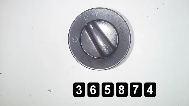 Volkswagen New Beetle (1997 - 2005) Другие включатели / ручки/ переключатели — фото 1