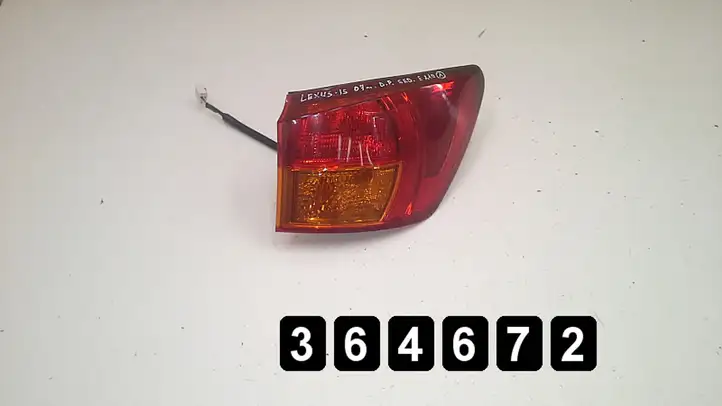 Lexus IS 220D-250-350 (2005 - 2010) Задний фонарь в кузове — фото 1