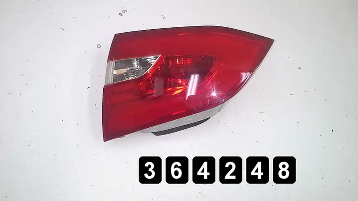 Peugeot 308 (2013 - 2021) 9678094880 Задний фонарь в кузове — фото 1