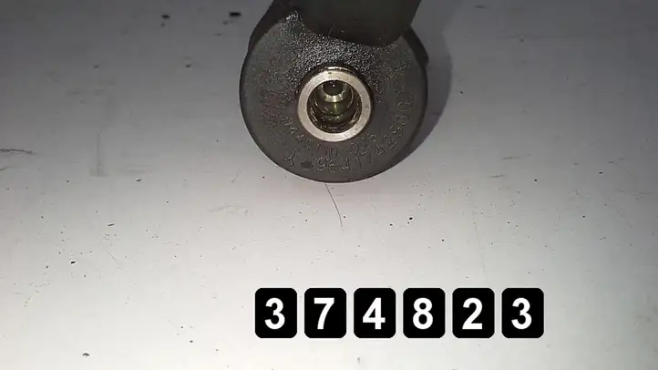 Citroen Xsara Picasso (1999 - 2012) 2000hdi96417428800445110076 Форсунка — фото 4