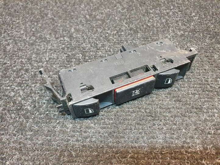 BMW 3 E46 (1998 - 2005)  61318381518 Кнопка стеклоподъемников