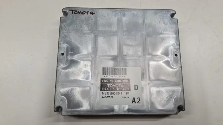 Toyota Avensis T250 (2006 - 2009) 8966105A21 Блок управления двигателем (ЭБУ) — фото 1