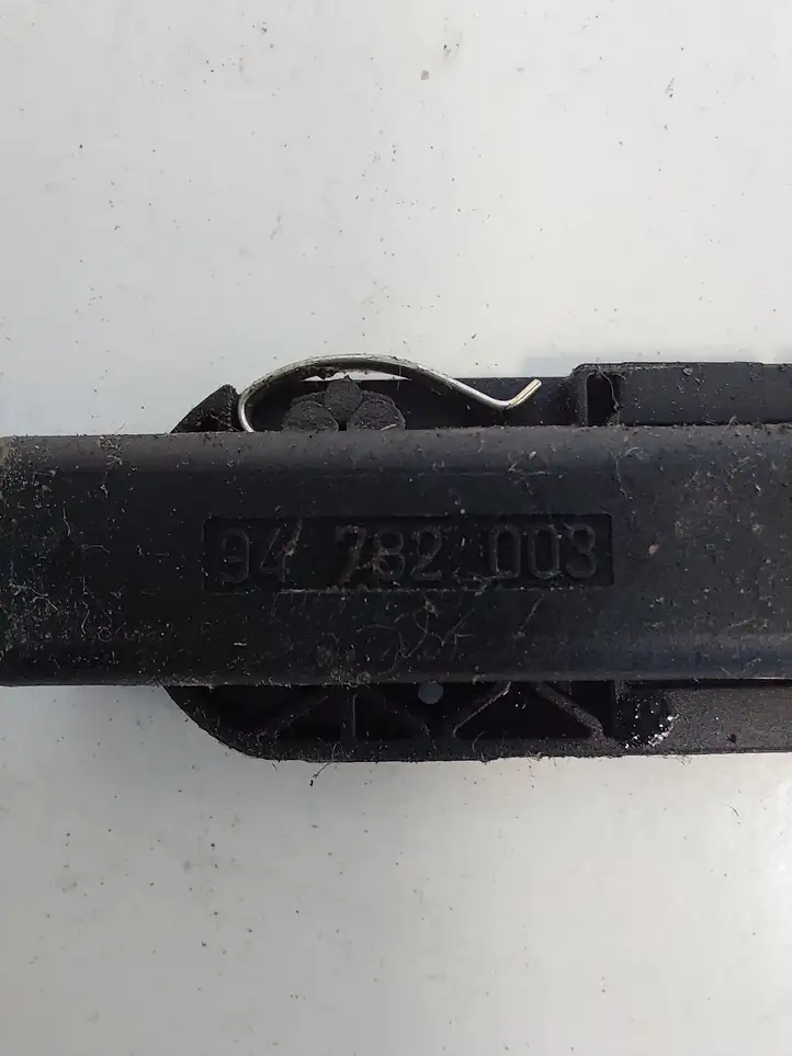 Mercedes-Benz CLA C117,X117,W117 (2013 - 2019) 94782003 Датчик коленвала — фото 3