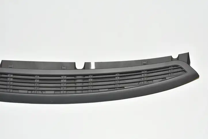 BMW M6 F06/F12/F13 (2012 - 2018) 51467230011 Решетка в подоконнике — фото 2