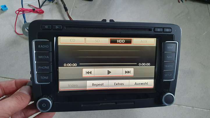 Volkswagen Tiguan (2007 - 2011)  1T0035680C Радио/ проигрыватель CD/DVD / навигация