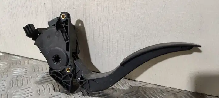 Renault Clio IV (2012 - 2019) 6PV00997807 Педаль акселератора — фото 2